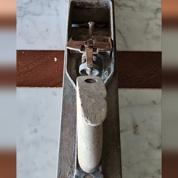 Vintage Wooden Hand Plane - Picture 3 of 7